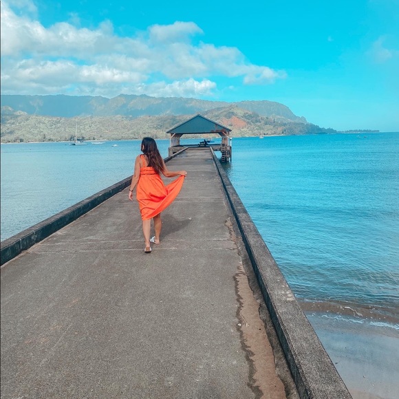 Meet your Posher, Ashley - Picture 1 of 2